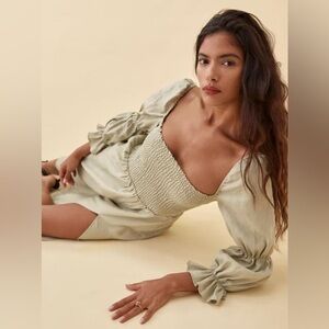 NWT Hyland Linen Dress in Dried Herb